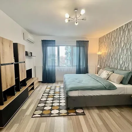 Flat In A Quiet Area - Carol Park Bucarest