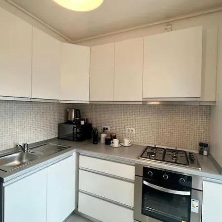 Flat In A Quiet Area - Carol Park Apartamento *