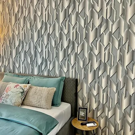 Flat In A Quiet Area - Carol Park *